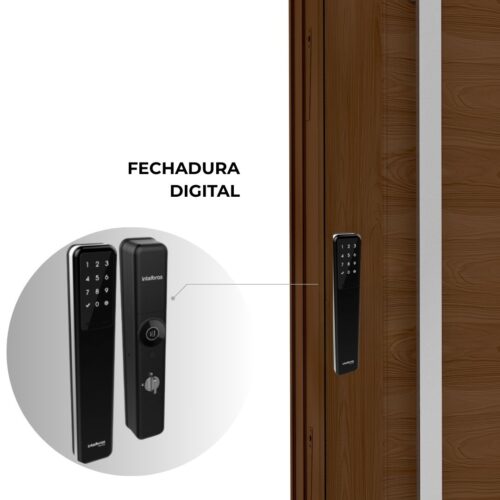 Porta de Alumínio Pivotante com Fechadura Digital e Puxador de 1 Metro - 225x130 - Lucasa Eccellente